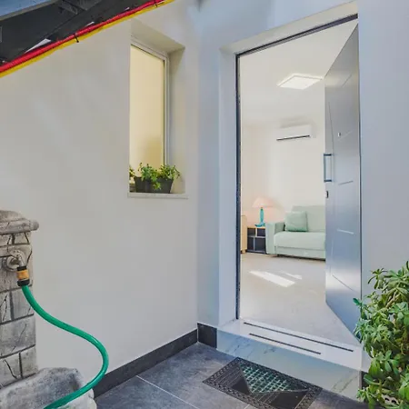 Zefiro By Interhome *